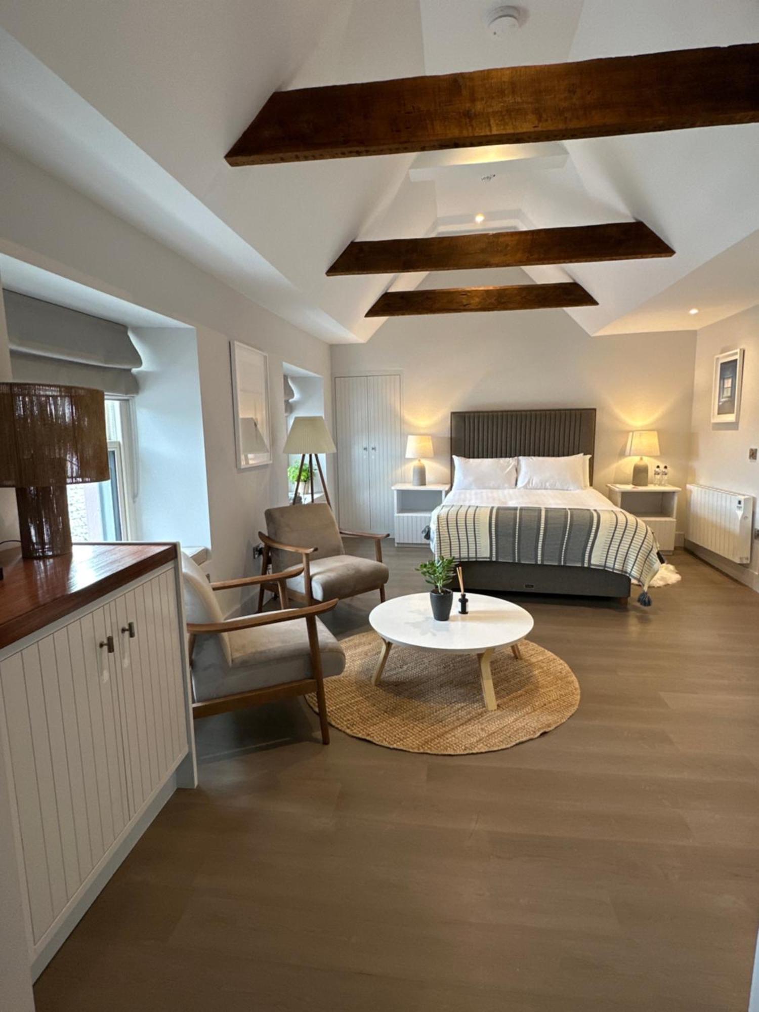 Number One Townhouse Bed & Breakfast Kinsale Exterior photo